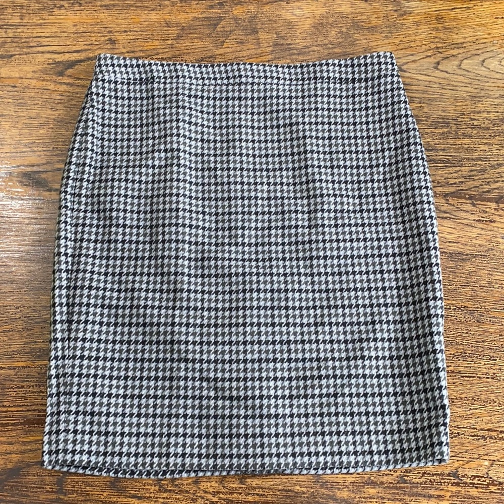 J Crew Woman’s Wool Skirt Houndstooth New Size 14